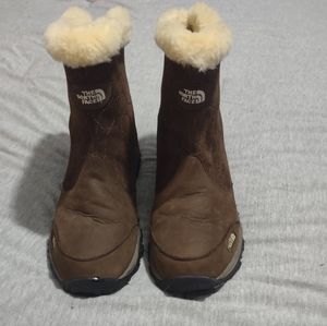 North Face Snow Boots, Ladies 7, Brown